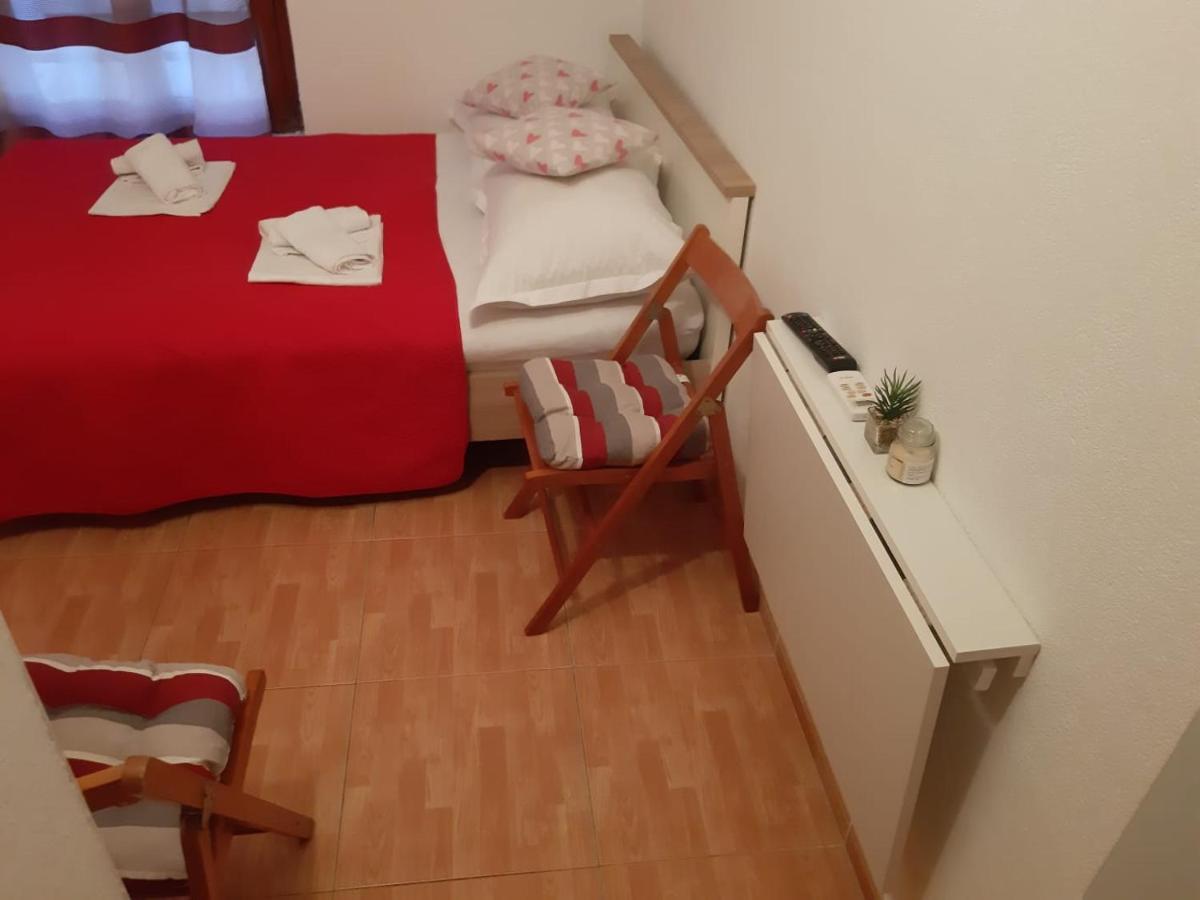 Apartments Knezic イグラネ エクステリア 写真