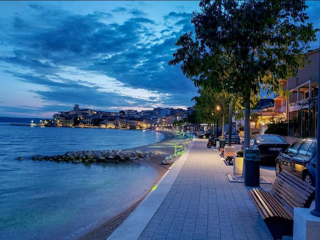 Apartments Knezic イグラネ エクステリア 写真