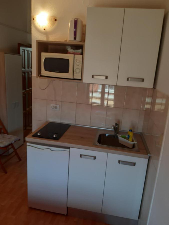 Apartments Knezic イグラネ エクステリア 写真